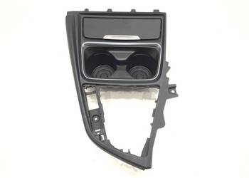 UCHWYT NA NAPOJE BMW F34 Hatchback KUBKI KUBKÓW, WNĘKA