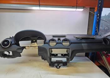 DESKA KOKPIT KONSOLA AUDI A1 8X USZKODZONA 8X1857033