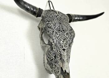 *UNIKAT*Rzeźbiona duża czaszka byka, rękodzieło, dekoracja* *UNIKAT*Rzeźbiona duża czaszka byka, rękodzieło, dekoracja*