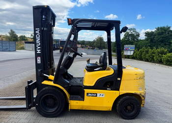 wózek widłowy HYUNDAI 30D-7E diesel Kubota 3000kg 3.70m 4-sekcja 2009'
