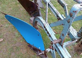 Pług zagonowy 3 skibowy Overum stan bdb.