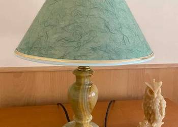 Lampka z alabastru z abażurem