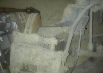 Nissan micra k12 przednie zaciski hamulcowe, tarcze