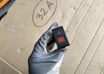 AUDI 80 WŁĄCZNIK ŚWIATEŁ AWARYJNYCH 8A0941509