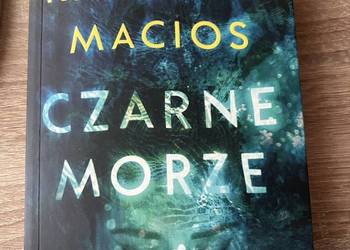 Karolina Macios "Czarne morze"