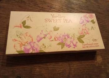 Yardley SWEET PEA

3 perfumed soaps puste pudełko Anglia 1984