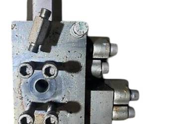 JCB 334/J5909 rozdzielacz hydrauliczny do koparek JCB 131X, 140X, 150X