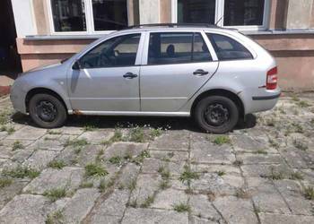 Części  klapa maska drzwi zderzak podsufitka lampy zder skoda fabia I combi
