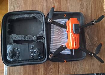 dron użyty raz i niestety śmigła się popsuły ;-), może komuś się przyda, sp