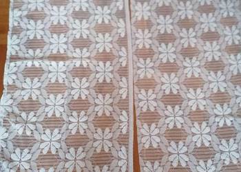 Firanka w tłoczone wzory rozmiar 100x52cm,sztuk 2