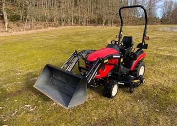 Ciągnik Yanmar SA221