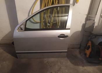 Sprzedam drzwi lewe przód.Skoda Fabia Combi '02, lakier9102
