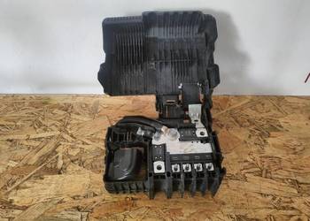 Skrzynka Puszka Klema Plus Opel Corsa E 13491093
