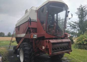 Kombajn zbożowy Laverda 3700
