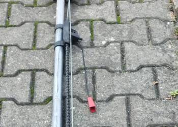 Napęd / zamykacz bramy garażowej