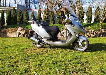 Skuter Kymco GRAND-DINK 125/4T
