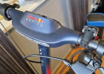Sprzedam hulajnogę elektryczna red bull