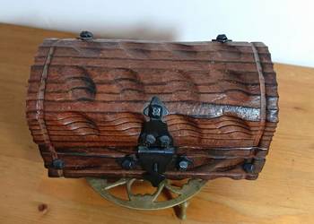 Vintage.Szkaułka drewniana