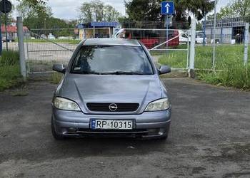 Astra 1,6 benzyna klimatyzacja.