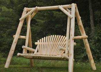 Huśtawka ogrodowa drewniana