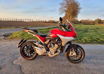 MV Agusta Turismo Veloce 800