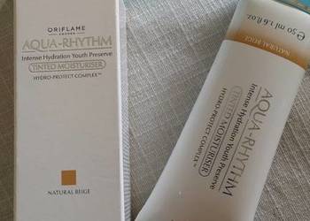 Podkład nawilżający z kremem 2 w 1 - Natural Beige.