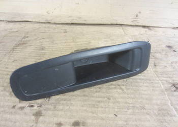 Zaślepka boczka drzwi uchwyt Peugeot 308 2013 - HB