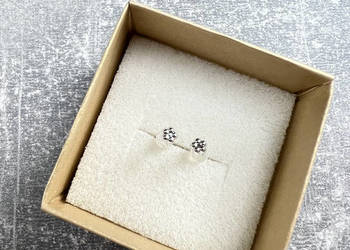 Kolczyki - srebrne kwiaty / kwiatki