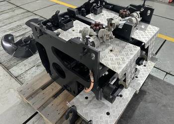 POSZERZENIA STOŁU DO ROZŚCIEŁACZA ASFALTU DYNAPAC F 141 C