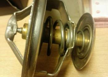 Termostat TV-194 Renault Magnum. Termostat TV-194 Renault Magnum.