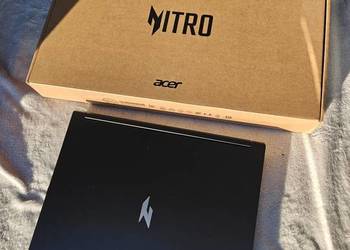 Laptop Acer Nitro v16 RTX 4050 AMD Ryzen 5 8645HS