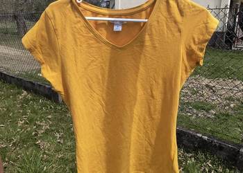 Golden Glow Basic Tee