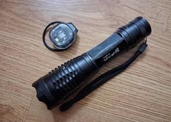 Latarka taktyczna UltraFire led CREE XM-L T6 ZOOM 1000 lm + lampka na klips