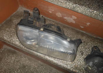 Mazda 323f 98r przednie lampy lewa i prawa db,stan