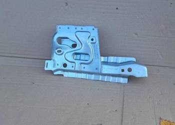 Wspornik mocowanie błotnika przód przedniego Ford C-Max II AM51-R16C076-AC