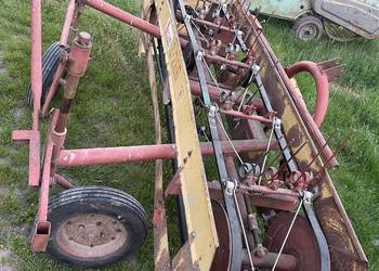 Przetrząsacz  przewracarka do siana