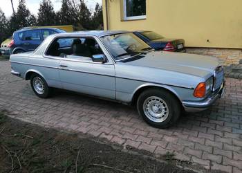 Mercedes W123 Coupe 230 CE żółte tablice zabytek