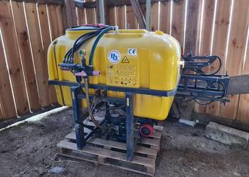 Opryskiwacz polowy 600l 15m