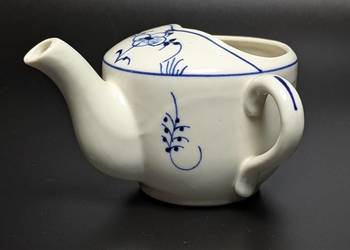## Filiżanka z dzióbkiem – z XIX wieku ##