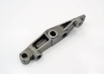 ŁAPA WSPORNIK SILNIKA 1.4 8V LOGAN I SANDERO THALIA 530079 530111