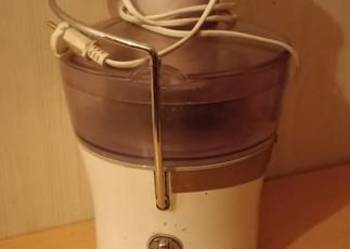 Sokowirówka firmy HB mocna 700 W