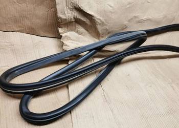 Uszczelka drzwi prawy tył BMW E34 kombi