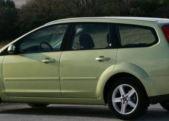 Szyba tylna tył klapy tylnej Ford Focus mk2 kombi 04-10