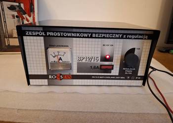 Romstan BP 12V/15A polski prostownik transformatorowy z regulacją.