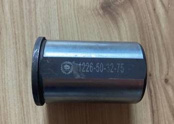 Tuleja redukcyjna walcowa-rozcięta BISON 1226-50-32-75 F/V
