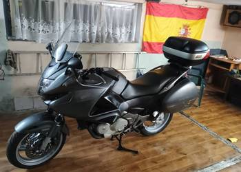 Honda NTV 700 idealny turystyk