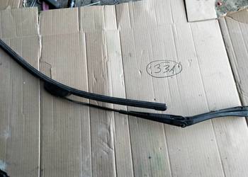 MERCEDES W203 W 203 RAMIE WYCIERACZKI PRZEDNIEJ SZYBY A2038200544