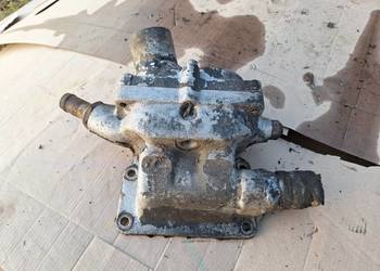 obudowa termostatu Zetor 18345