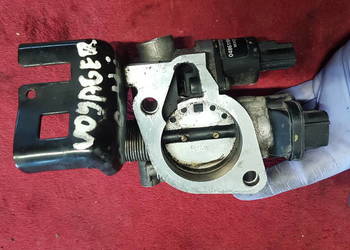 CHRYSLER VOYAGER 2.4 PRZEPUSTNICA POWIETRZA  04861416AB 04861164AA