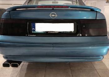 Opel Calibra lampy tyl ciemne + blenda